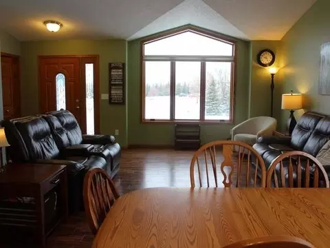 4013 Cedar Pl, Bismarck, ND 58503 photo 6