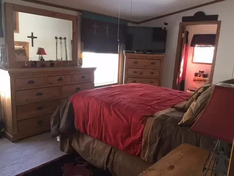 215 Deer St E, Mandan, ND 58554 photo 8