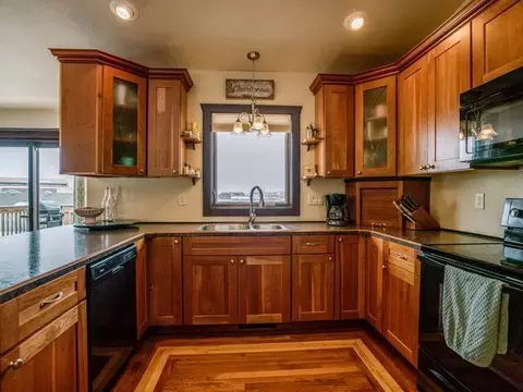 5501 Yukon Dr, Bismarck, ND 58503 photo 3
