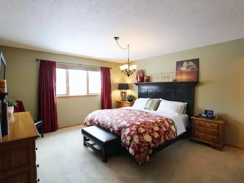 1400 Territory Dr, Bismarck, ND 58503 photo 17