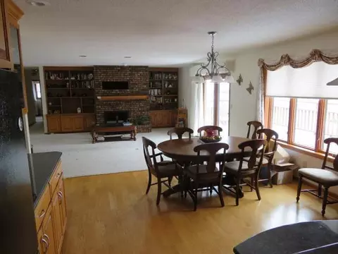 3670 Hackberry St, Bismarck, ND 58503 photo 10