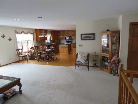 3670 Hackberry St, Bismarck, ND 58503 photo 14