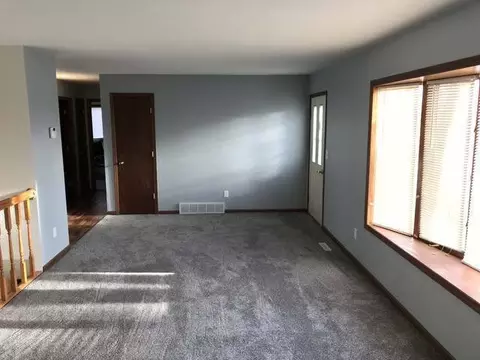 807 16th St S, Bismarck, ND 58504 photo 7