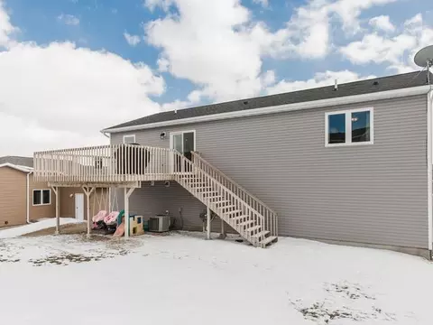 1000 Calvert Dr, Bismarck, ND 58503 photo 40