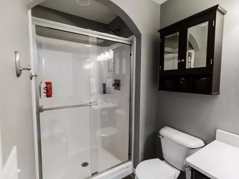 1000 Calvert Dr, Bismarck, ND 58503 photo 11