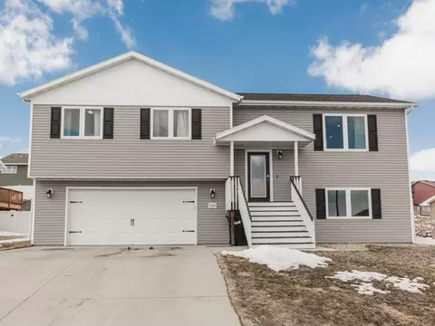 1000 Calvert Dr, Bismarck, ND 58503 photo 39