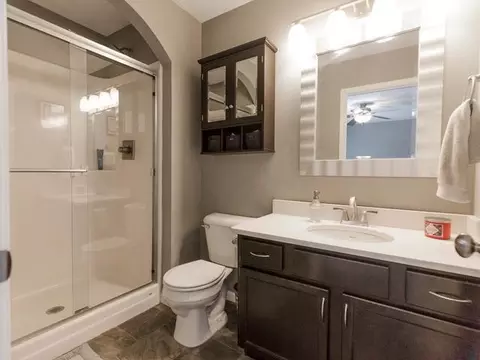 1000 Calvert Dr, Bismarck, ND 58503 photo 9
