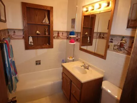 1829 Assumption Dr, Bismarck, ND 58501 photo 13