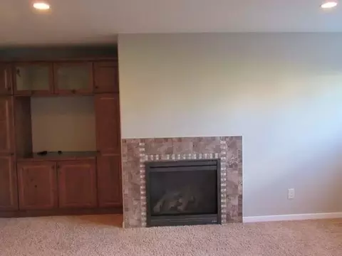 2202 Shoal Loop SE, Mandan, ND 58554 photo 9
