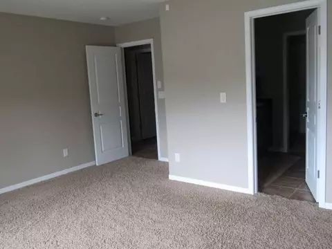 2202 Shoal Loop SE, Mandan, ND 58554 photo 7
