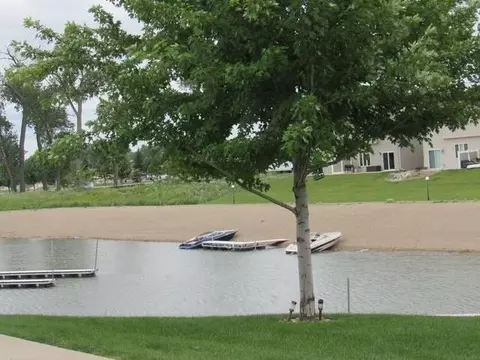 2202 Shoal Loop SE, Mandan, ND 58554 photo 24