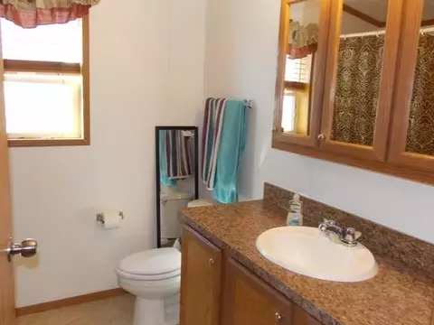4315 Claridge Loop, Bismarck, ND 58501 photo 12