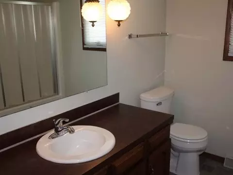 104 Brandon Dr E, Bismarck, ND 58503 photo 14