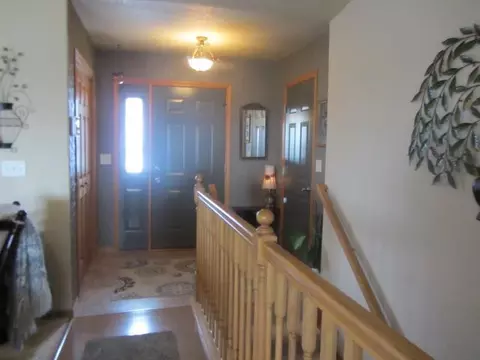 1101 35th St, Bismarck, ND 58501 photo 2
