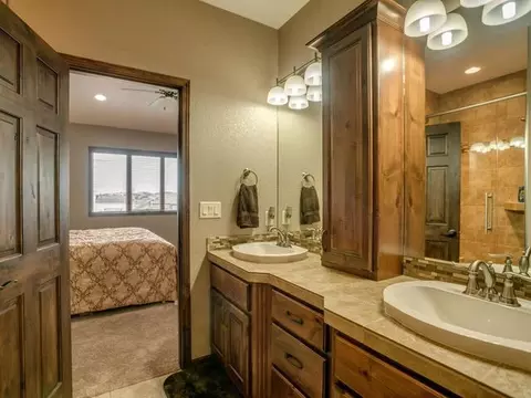 3417 Clairmont Rd, Bismarck, ND 58503 photo 21