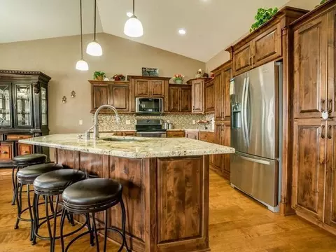 3417 Clairmont Rd, Bismarck, ND 58503 photo 6