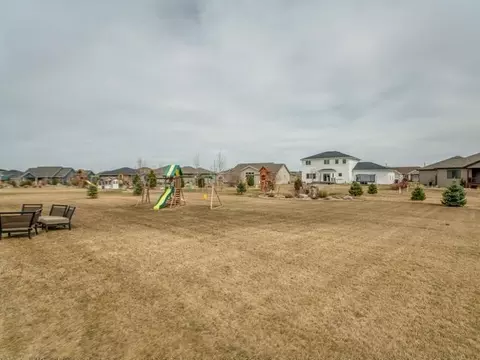3417 Clairmont Rd, Bismarck, ND 58503 photo 39