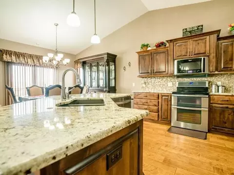 3417 Clairmont Rd, Bismarck, ND 58503 photo 8