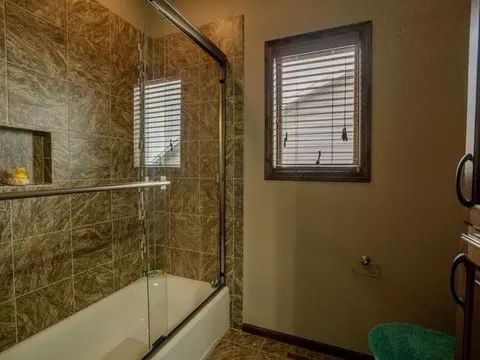3417 Clairmont Rd, Bismarck, ND 58503 photo 25