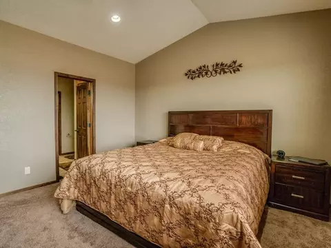 3417 Clairmont Rd, Bismarck, ND 58503 photo 18