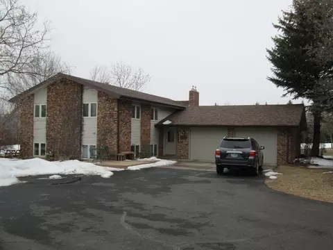 405 Restful Dr, Bismarck, ND 58501 photo 1
