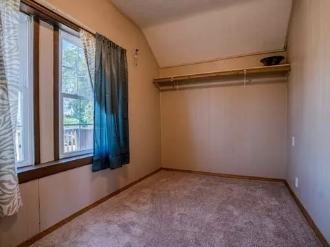 911 Sweet Ave E, Bismarck, ND 58504 photo 8