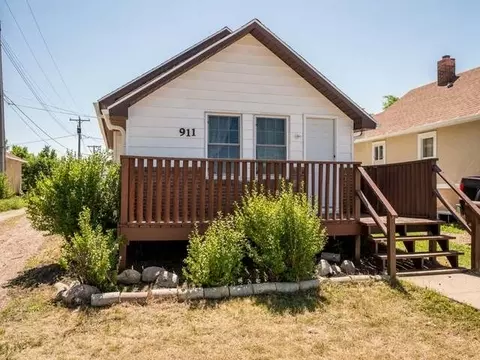 911 Sweet Ave E, Bismarck, ND 58504 photo 16