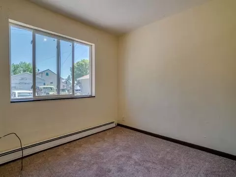911 Sweet Ave E, Bismarck, ND 58504 photo 7