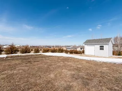 6420 Torrence Pt, Bismarck, ND 58504 photo 22