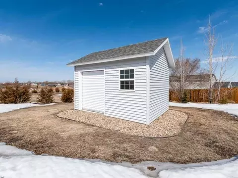 6420 Torrence Pt, Bismarck, ND 58504 photo 23