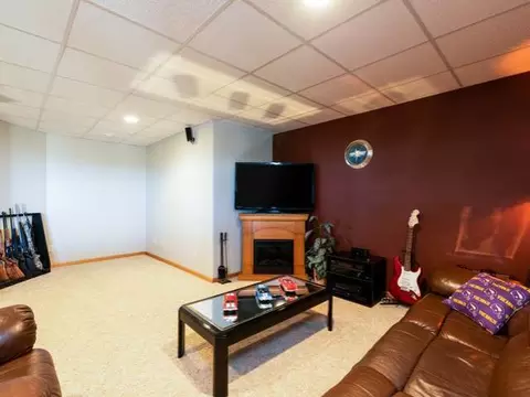 6420 Torrence Pt, Bismarck, ND 58504 photo 15