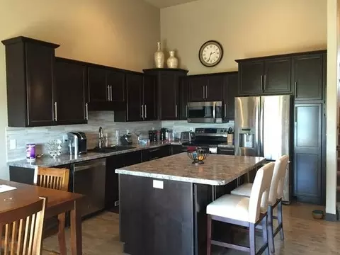 4117 Shoal Loop SE, Mandan, ND 58554 photo 3