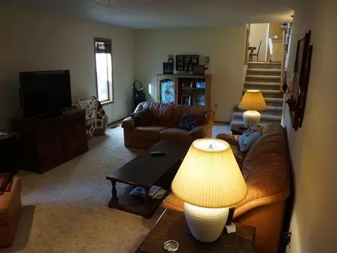 413 Toronto Dr, Bismarck, ND 58503 photo 32