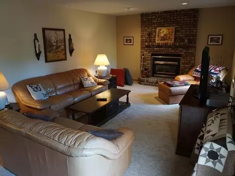 413 Toronto Dr, Bismarck, ND 58503 photo 33