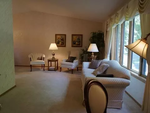 413 Toronto Dr, Bismarck, ND 58503 photo 13