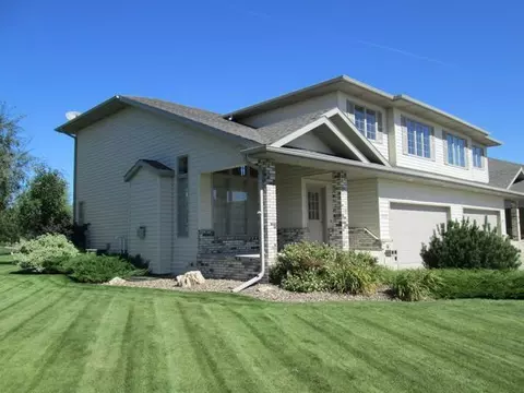 3320 Thunderbird, Bismarck, ND 58503 photo 1