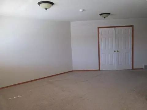 3320 Thunderbird, Bismarck, ND 58503 photo 5