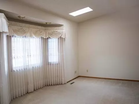 815 Munich Dr, Bismarck, ND 58504 photo 7