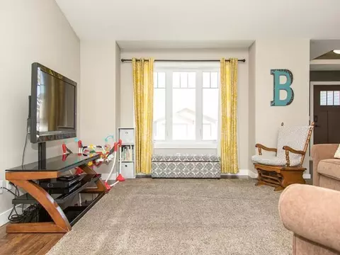 4308 Opal Dr, Bismarck, ND 58503 photo 6