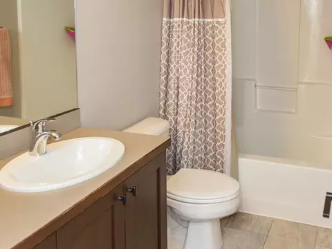 4308 Opal Dr, Bismarck, ND 58503 photo 21