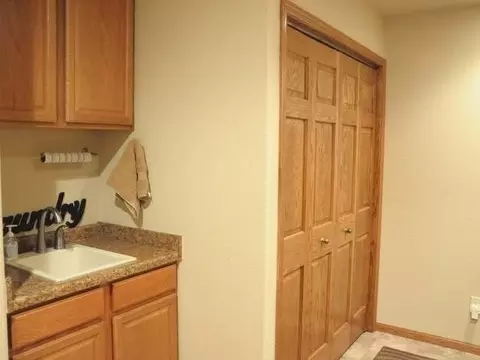 617 Nelson Dr, Bismarck, ND 58503 photo 30