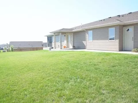 617 Nelson Dr, Bismarck, ND 58503 photo 52