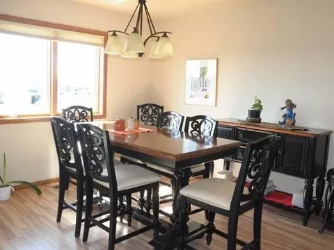 617 Nelson Dr, Bismarck, ND 58503 photo 10