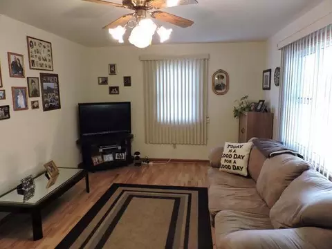 800 14th St NW, Mandan, ND 58554 photo 4