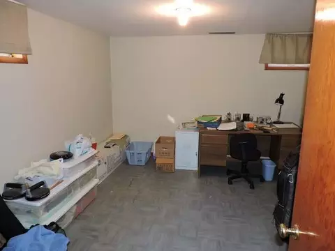800 14th St NW, Mandan, ND 58554 photo 9