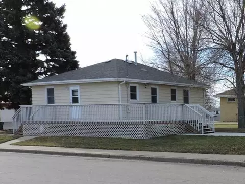 800 14th St NW, Mandan, ND 58554 photo 10