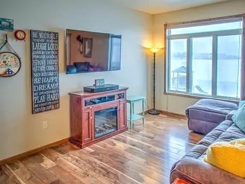 218 Brandenburg Lp, Bismarck, ND 58504 photo 9