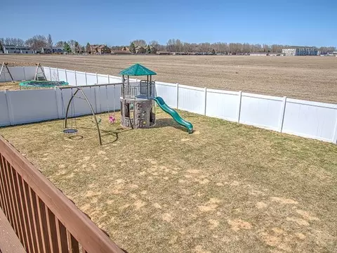 218 Brandenburg Lp, Bismarck, ND 58504 photo 47