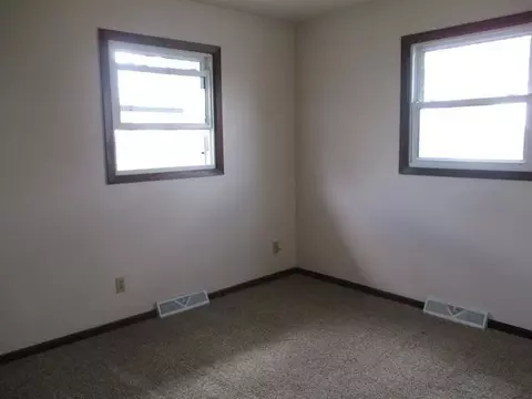 419 9th St NE, Washburn, ND 58577 photo 11