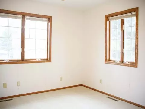 809 Munich Dr, Bismarck, ND 58504 photo 17